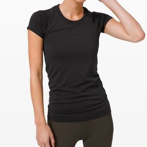 Swiftly Tech 2.0 black shirt. Size 8